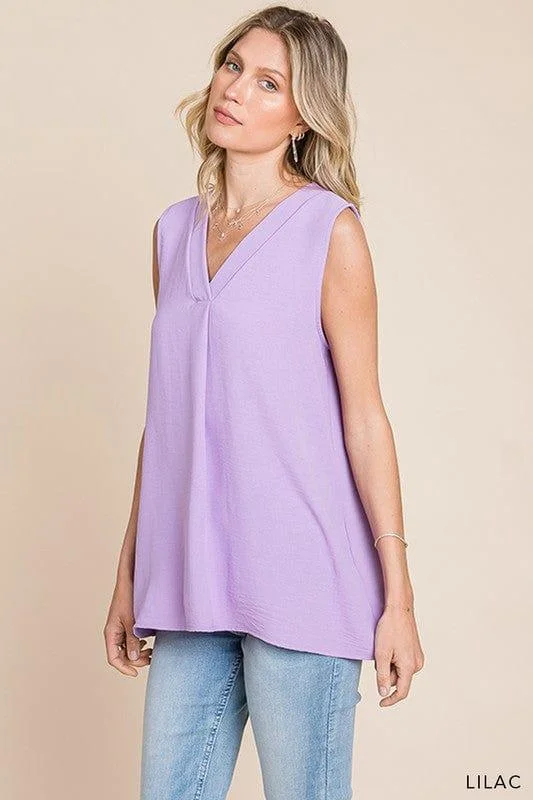 Plus Women's Lilac Bouquet- vneck sleeveless front detail top