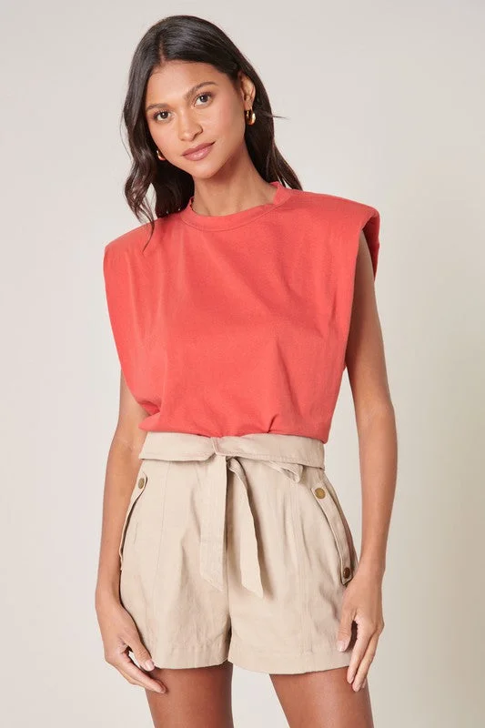 THE "PULL IT TOGETHER" SHOULDER PAD SLEEVELESS TEE IN CORAL